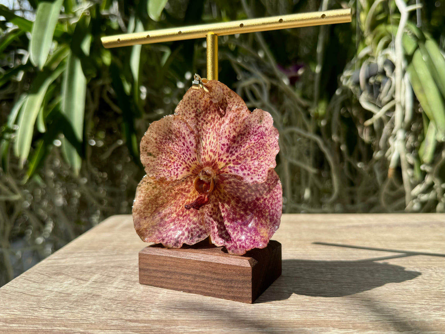 Rosé Vanda Orchid Pendant