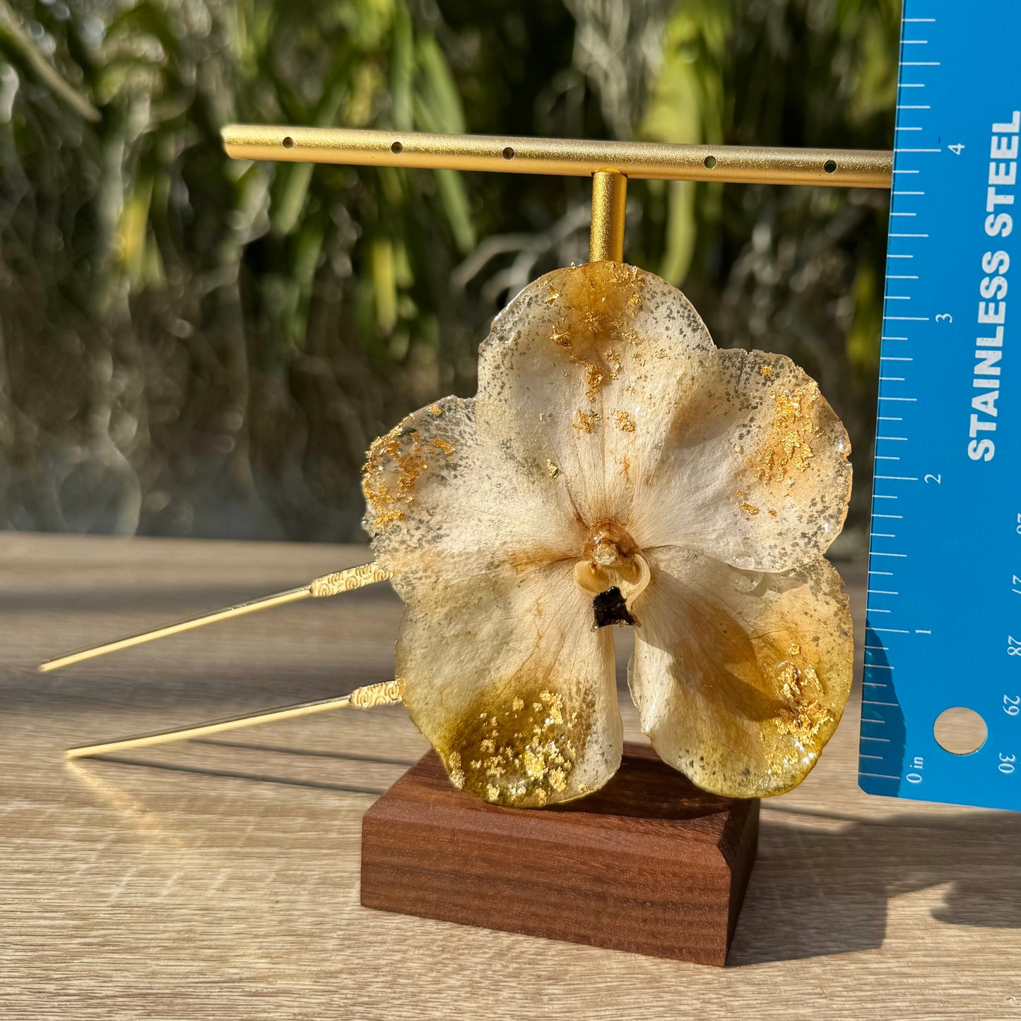 Gold Speckled White Vanda Orchid French Hairpin